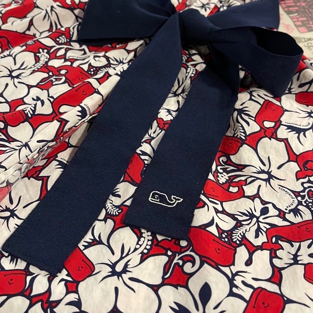 VINEYARD VINES X TARGET Red Hibiscus Flower Whale
V-Neck Wrap Dress XS - Picture 4 of 15